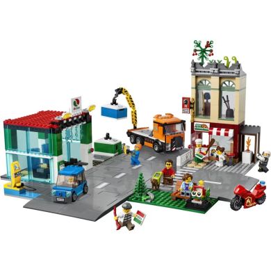 Конструктор LEGO City Центр міста 790 деталей 60292