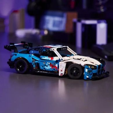 Конструктор Автомобіль для перегонів BMW M4 GT3 EVO Technic 42226